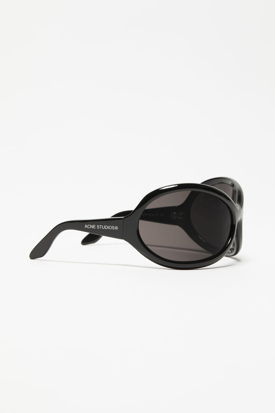 (image for) Generous Frame sunglasses